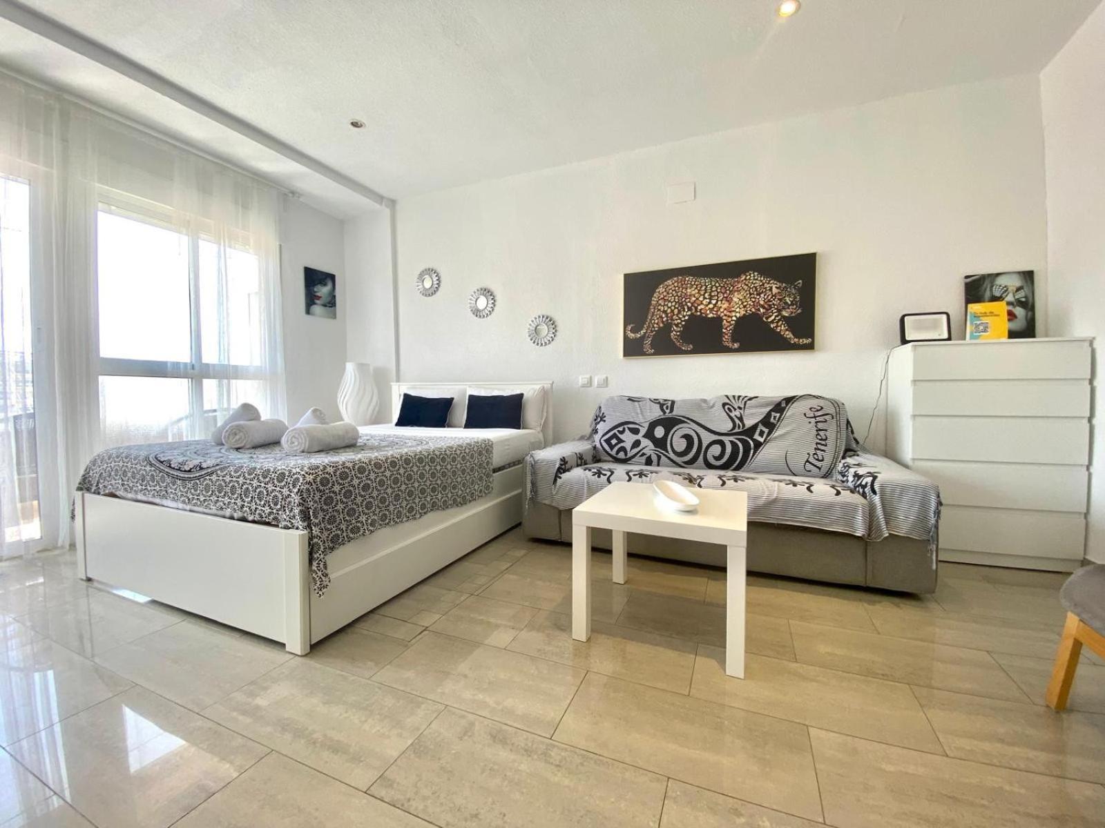 Riscal 6 By United Renters Leilighet Alicante Eksteriør bilde
